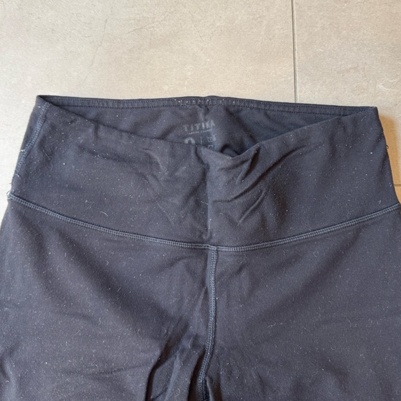 Leggings Sz 0 from Titika - Picture 2 of 6